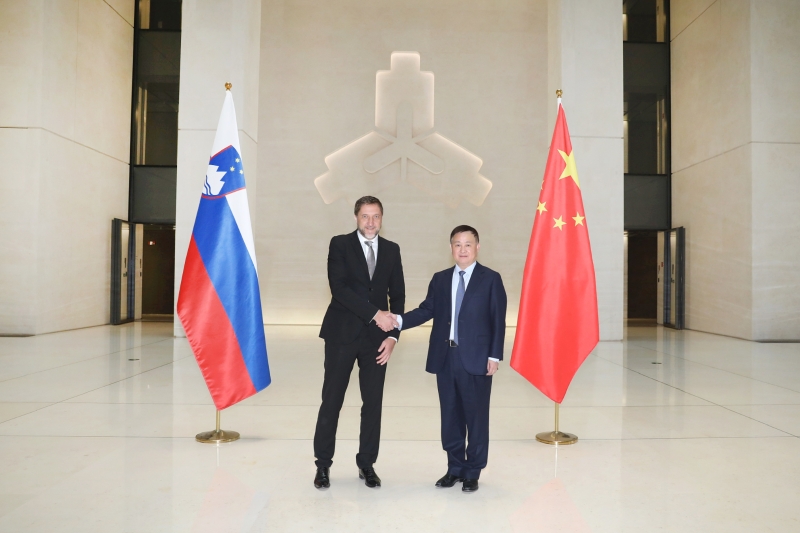 PBOC Governor Pan Gongsheng Meets with Klemen Boštjančič, Deputy Prime Minister and Minister of Finance of the Republic of Slovenia